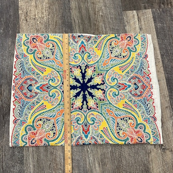 Pottery Barn Bindle Two Organic Cotton Standard Multi Color White Pillow Cases - Picture 5 of 6